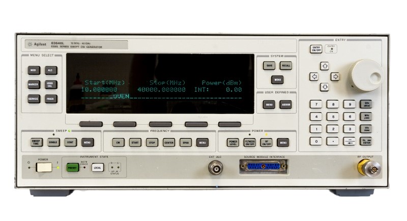 Signal Generators 20 GHz - 40 GHz - Axiom Test Equipment